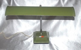 Vintage Japan Goose Neck Desk Work Lamp Metal Avocado Green (GYMS3) - $49.99