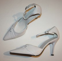 Louisa Peeress Italy Women&#39;s White Shoes Heels Pumps size 8 1/2 - $26.99