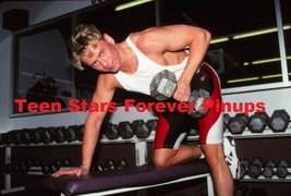 Jeremy Jordan photo vintage lifting weights in the gym - $12.00