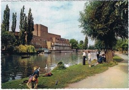 United Kingdom Postcard Stratford Upon Avon Royal Shakespeare Memorial Theatre - $2.18