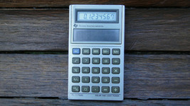 VINTAGE TEXAS INSTRUMENTS CALCULATOR TI-1766 MADE IN JAPAN SOLAR &amp; LIGHT... - $9.47