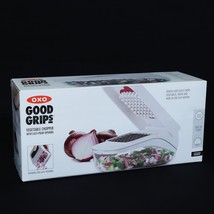 OXO Good Grips Vegetable Chopper, Easy Pour, Stainless Steel Blades 11122600 NEW - £27.94 GBP