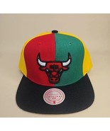 MITCHELL &amp; NESS NBA Pinwheel CHICAGO BULLS Men’s Snapback Hat Red/Green/... - £20.58 GBP