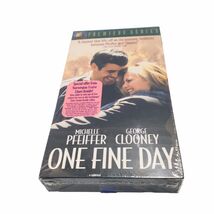 NEW &amp; SEALED One Fine Day VHS tape Michelle Pfeiffer &amp; George Clooney NIB - $8.51