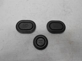 03-06 CADILLAC ESCALADE rubber body plug fits more than one vehicle - $14.95