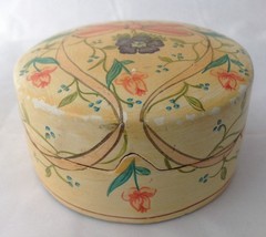 Vintage Hand Painted Wooden Covered Dresser Dish Powder Box Notched Lid ... - $18.95