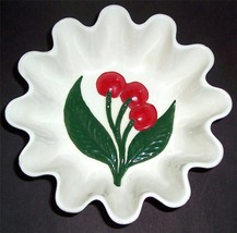 Vintage Creek Turn Christmas Berrie&#39;s White Pottery Display Dish # 717 S... - $38.98