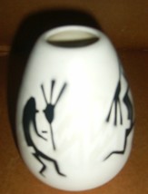 Wastewater Kokopelli Vase Signed BLK Dine Pottery - £66.65 GBP