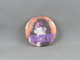 Vintage Band PIn - Stephen Pearcy Ratt Head Picture - Celluloid Pin  - £14.92 GBP