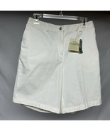 LL Bean Classic Fit Curvy Shorts Womens 10 Reg White Wrinkle Resistant C... - $18.59