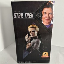 QMX Star Trek Voyager 7 of 9  Mini Master Replica Figure - $85.13