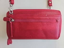 Buxton Women&#39;s Double Zip Wallet, Red, 24&#39;&#39; Strap - £17.10 GBP