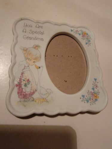 Vintage PRECIOUS MOMENTS Picture Photo Frame &quot;You Are A Special Grandma&quot; - £14.15 GBP