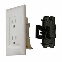 Wirecon Mobile Home/RV White Decorator Wall Receptacle With Plate - £9.34 GBP