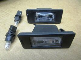 (2) OEM 2015-17 GM GMC Chevrolet Cadillac License Plate Light Assembly 1... - $14.84