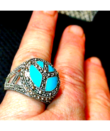 Exquisitely Beautiful Blue and Silver Peace Ring - $600.48 MXN