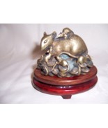 ANTIQUE CHINESE BRONZE RAT WITH COINS &amp; ON COINS GOOD FORTUNE FIGURINE - £107.91 GBP