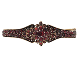 Genuine Bohemian Garnet Bangle Bracelet with Rosette Center Double Row (... - €528,51 EUR