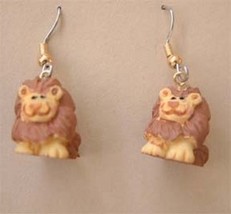 Lion Earrings Resin Jungle King Safari Jungle Zoo Funky Jewelry - £5.50 GBP