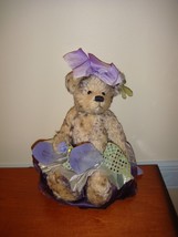 Annette Funicello Shea Mohair Purple Tipped Bear Sitting On Flower - £31.44 GBP