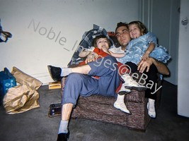 1959 Tired Dad Young Daughters Cuddle Iconic Chicago Kodachrome 35mm Slide - £4.29 GBP