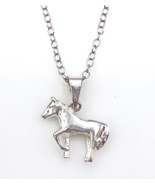 Vintage Signed SU Solid 925 Sterling Silver Horse Pendant Necklace 18 in - $40.74 CAD