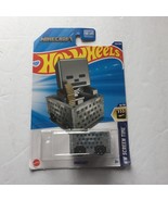 NEW Minecraft Hot Wheels HW Screen Time Car - $187.40 MXN