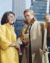 Steve Mcqueen And Natalie Wood In Love With The Proper Stranger Playing Banjo 16 - £55.94 GBP