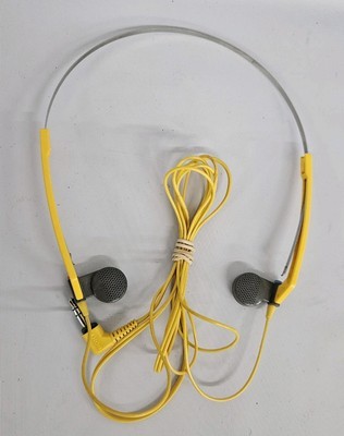 Vintage SONY Walkman Sports Dynamic Stereo Headphones MDR-W15 Yellow TESTED - $28.66