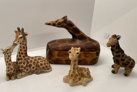 Lot of vintage Giraffe figurines and wood trinket box leps peru UTC - £14.63 GBP