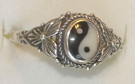Sterling Silver Vintage  Yin Yang Ring Size 9 Marked Band - $25.50