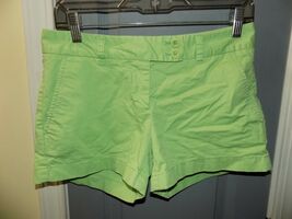 VINEYARD VINES Green Shorts Size 2 Women's EUC - $25.20