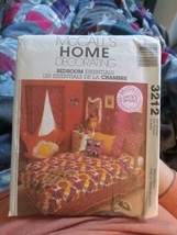 McCalls Home Decorating Bedroom Essentials 3212 Uncut 2001 1970&#39;s Style ... - $2.92