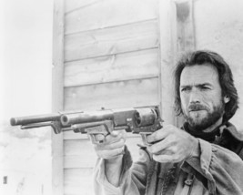 Clint Eastwood the Outlaw Josey Wales 8x10 Photo Pointing Two Guns - £6.38 GBP
