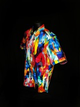 Robert Graham  Prism Effect Colorful Short  Sleeve Size Medium NWTS image 7