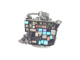 2019 Toyota Corolla OEM Engine Fuse Box 1.8L - £62.12 GBP