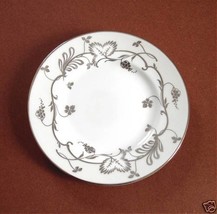 Wedgwood Martha Stewart Flourish Ecru Bread &amp; Butter Plate 6&quot; New - $14.45
