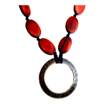 Boho Chico&#39;s Necklace Circle Open Work Statement Pendant Red Dyed Wood Oval Bead - £11.53 GBP