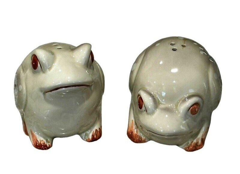 Fitz and Floyd Frog Toad Salt and Pepper Shakers Grayish Tan 2 x 3 Inch Vintage - $14.39