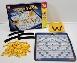 BG) Hasbro Gaming Words with Friends Board Game 2012 Zynga - $276.33 MXN