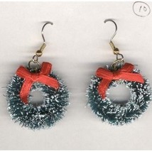 Christmas Wreath Earrings Mini Sisal Holiday Costume Funky Jewelry Huge 1.5 Inch - £5.46 GBP