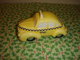 Dept. 56 Snow Village Yellow Taxi - £8.25 GBP