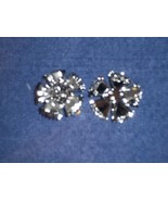 VINTAGE SILVERTONE COSTUME CLIP ON EARRINGS - $3.42 CAD