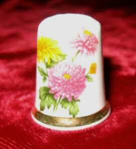 Finsbury Wild Flowers Porcelain Bone China Thimble - £14.61 GBP