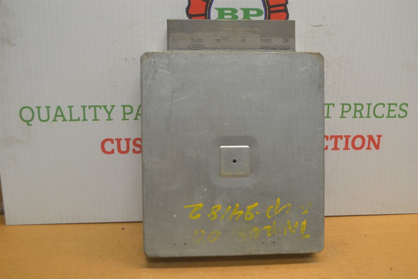 Ford Taurus Engine Control Module YF1F12A650AGB Ford Taurus 3.0L OHV 2000 Engine Control Unit ECU Module ...
