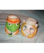 Cups in Miss Piggy and Kermit the Frog shape - $0.00
