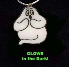 GHOST GLOW PENDANT NECKLACE-Punk Halloween Costume Funky Jewelry - $3.97