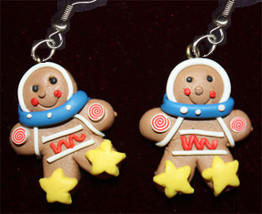 GINGERBREAD MAN STAR EARRINGS-Holiday Cookie Food Funky Jewelry - £7.17 GBP