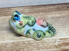 Alligator/Crocodile  Gzhel porcelain figurine souvenir handmade hand-pai... - $9.90