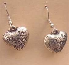 HEART EARRINGS-Vintage Puffy Silver Metallic Love Charm Jewelry - £5.61 GBP